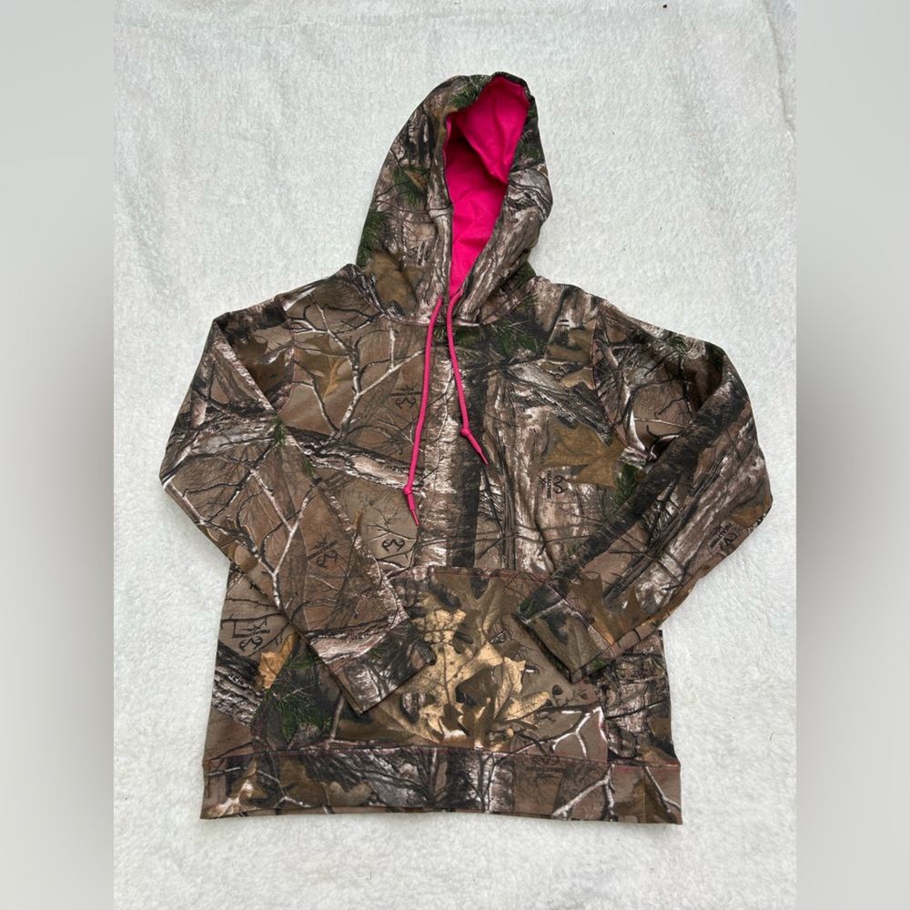 Realtree Camo Hooded Pullover Jacket with Pink Lining and Drawstrings